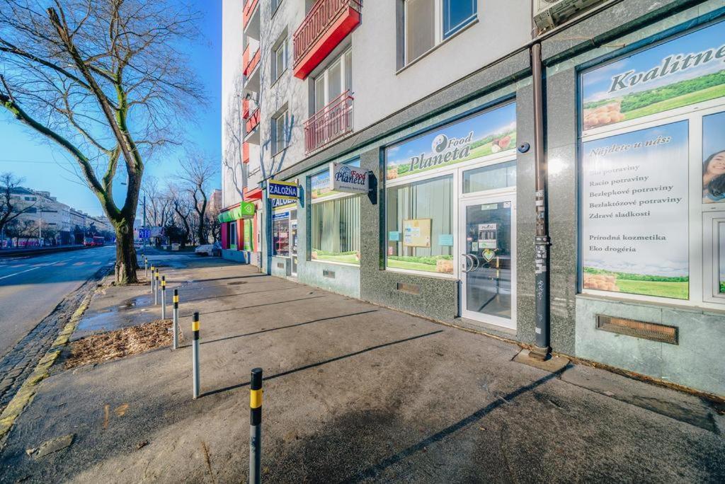 White Apartment, Kraskova 2, Pozsony Kültér fotó
