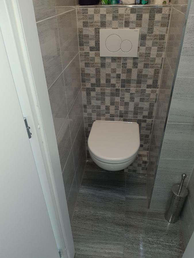 White Apartment, Kraskova 2, Pozsony Kültér fotó